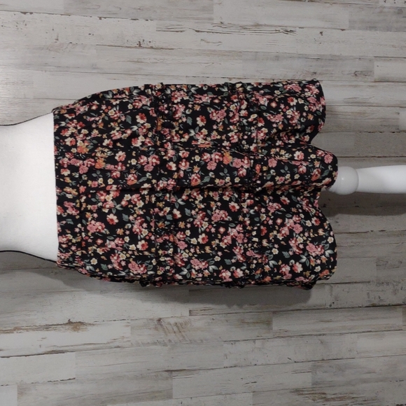 Shein Curvy Black Floral Skirt - Picture 3 of 9